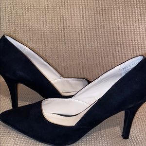 Black Stiletto Heels